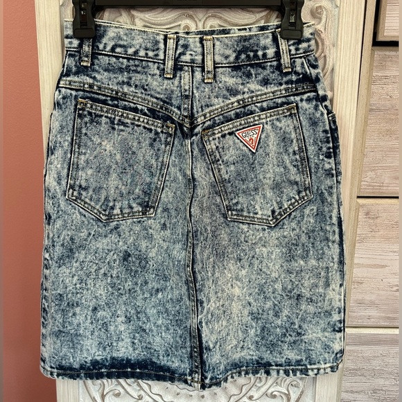VTG 80s Guess by Georges Marciano high waisted acid wash denim denim skirt 28 - Picture 2 of 11